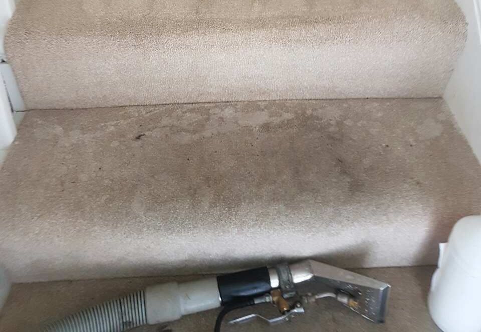 Luton property cleaning LU1